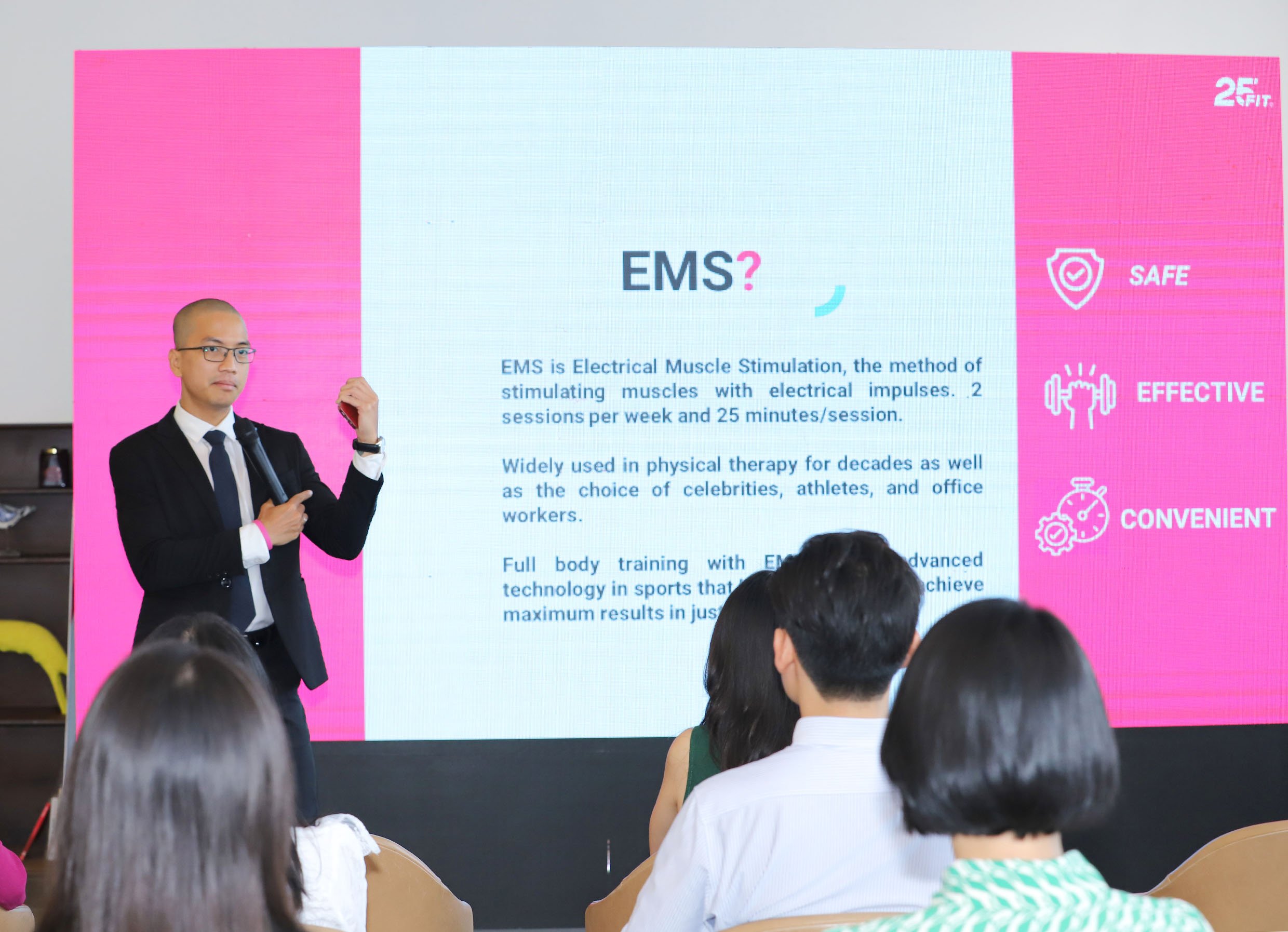 ceo-25fit-gioi-thieu-cong-nghe-ems