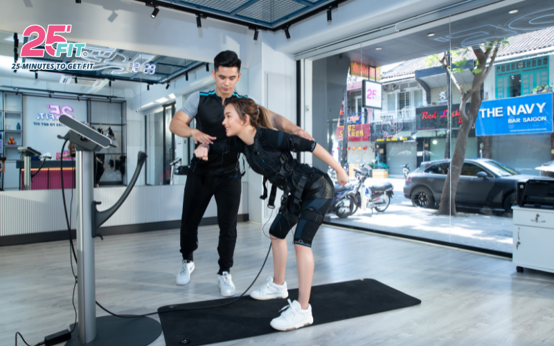 tap-ems-training-tang-cuong-de-khang