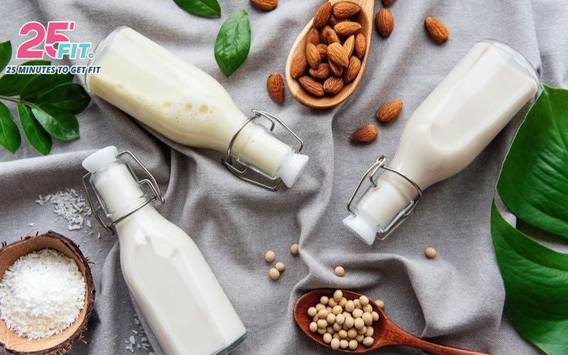 sua-dau-nanh-la-thuc-uong-cung-cap-nhieu-protein-nhat 